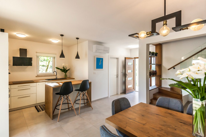 Interijer, House Andrijaši s grijanim bazenom i košarkaškim terenom, Žminj, Istra Domijanići