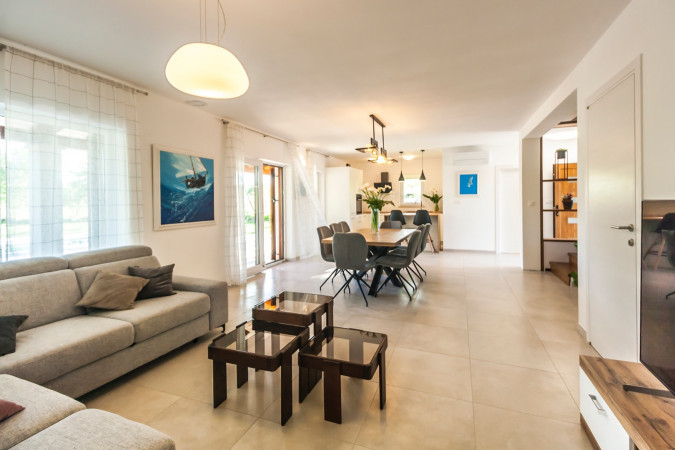 Interijer, House Andrijaši s grijanim bazenom i košarkaškim terenom, Žminj, Istra Domijanići