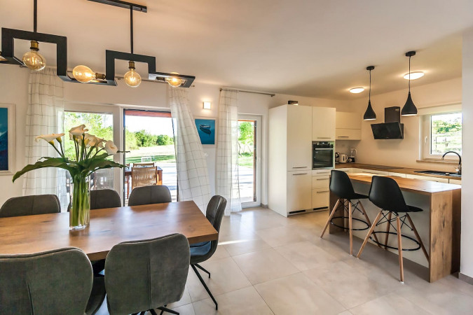 Interijer, House Andrijaši s grijanim bazenom i košarkaškim terenom, Žminj, Istra Domijanići