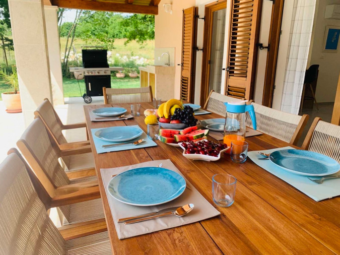 Exterior, House Andrija&scaron;i with heated pool and basketball court, Žminj, Istria, Croatia Domijanići