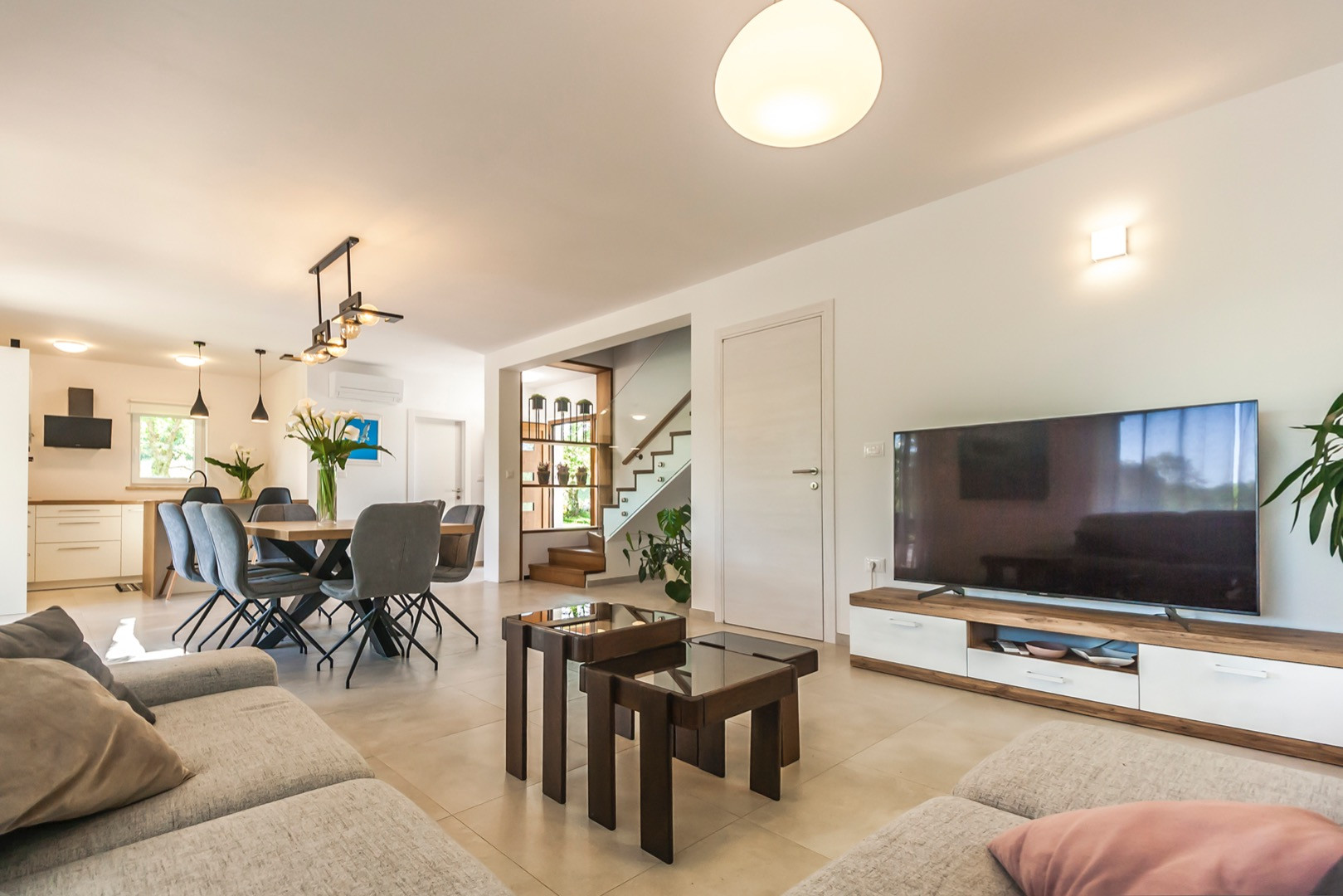 Vila u zelenom srcu Istre - Savršeno mjesto za odmor s prijateljima i obitelji, House Andrijaši s grijanim bazenom i košarkaškim terenom, Žminj, Istra Domijanići